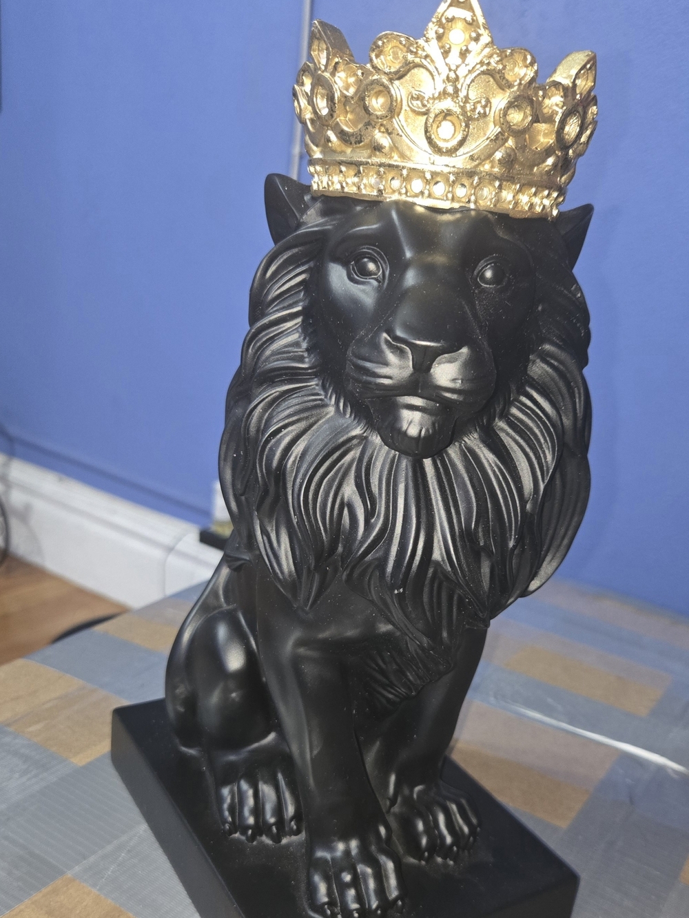 Black Lion Statue with Gold Crown - Home Art Decor